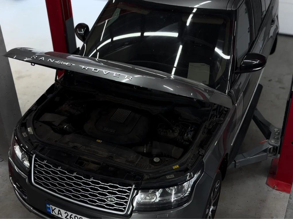 Ремонт Land Rover у Selected Garage